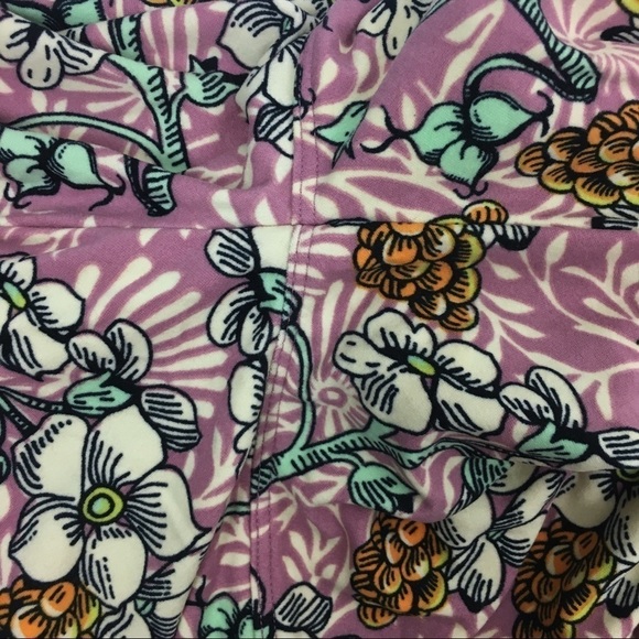 LULAROE Leggings OS One Size Floral Flowers Berries Mauve Green Yellow Cream - Picture 8 of 11